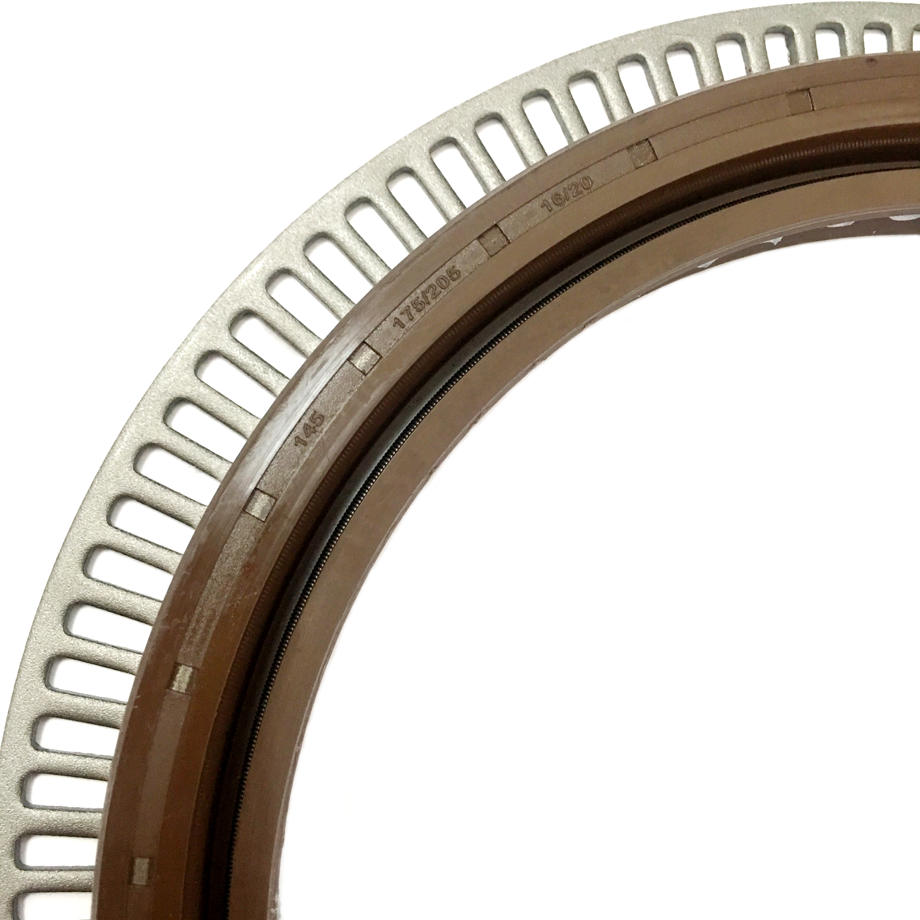 Truck Wheel Hub Shaft Oil Seal For Mercedes-Benz And MAN Size 145*175/205*18/20 OE 0209970547