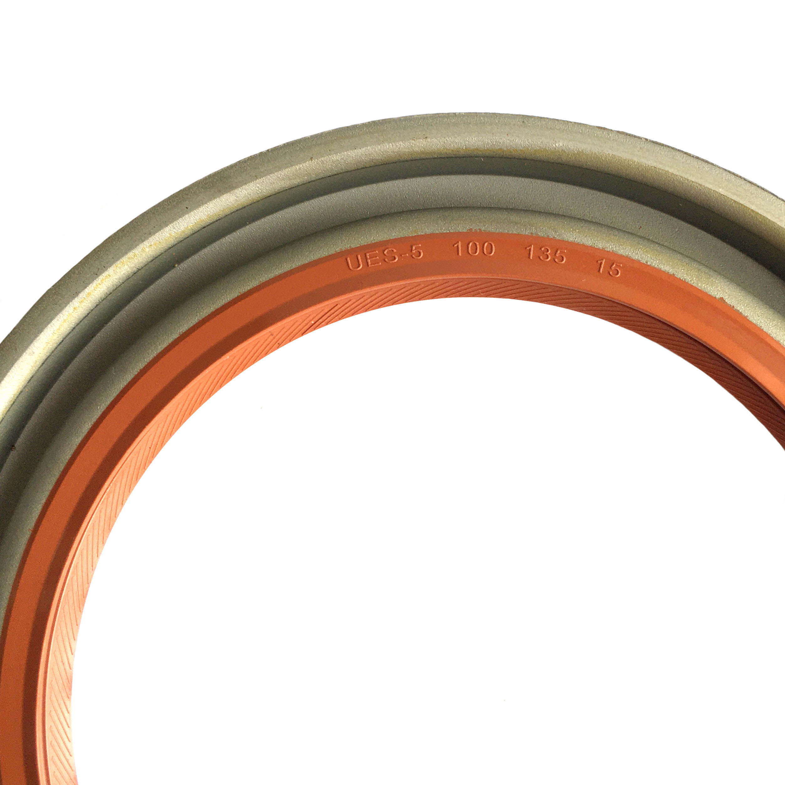 OEM 5096250141/5096250520 Size 100*135*15 Crankshaft Oil Seal For TOYOTA 